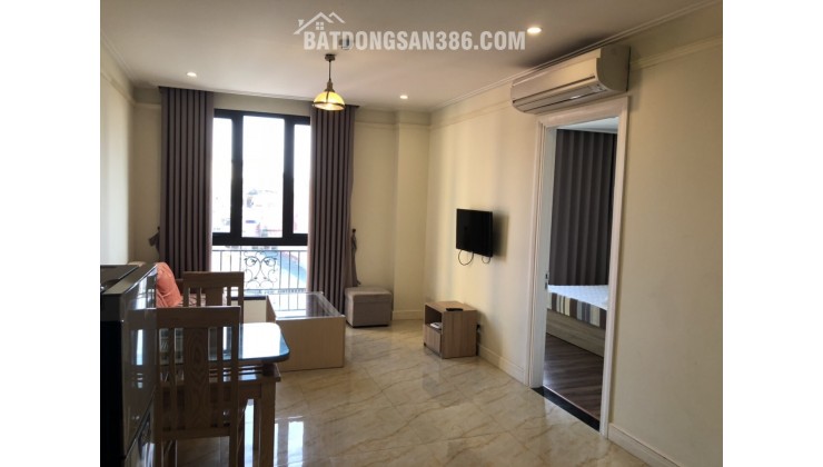 Cho thuê căn hộ 2 ngủ 70m2 tại phố Đội Cấn giá 13tr/ tháng