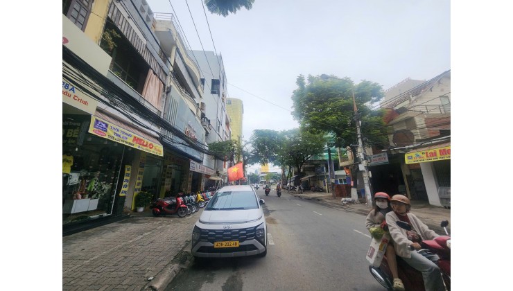 Giá tốt bất ngờ đường Phan Châu Trinh- Sát Nguyễn Văn Linh