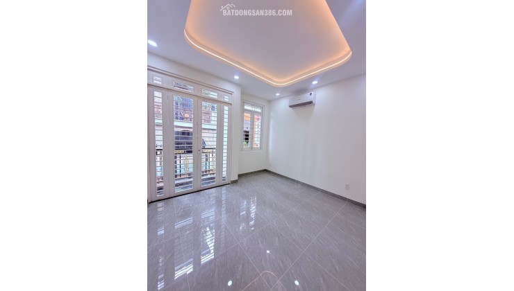 Chính chủ cần bán nhà HXH đường Nguyễn Hữu Tiến 40m2 với 6Ty hơn