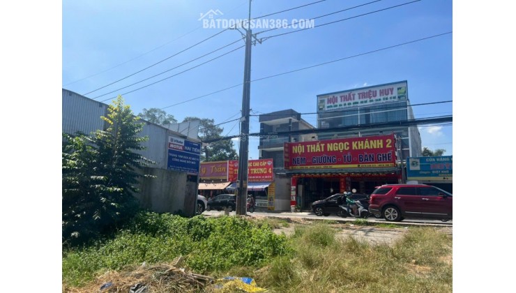 Bán đất MT đường Hùng Vương, Ấp 2, Long Thọ 1000m2 giá 29,5 tỷ