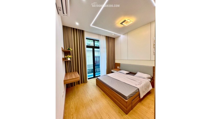 Nhà đẹp lô góc, phố Lê Trọng Tấn, không quy hoạch, 5 tầng, 4 ngủ, đủ nội thất, ở luôn,hơn 7 tỷ