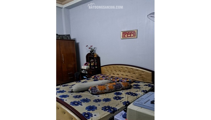 Bán nhà mặt tiền KD Cộng Hoà, P13, Tân Bình, 80m2, 3 tầng, giá mểm, hiếm nhà MT bán