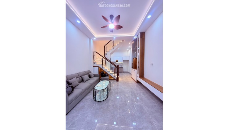 Chính chủ cần bán nhà HXH đường Nguyễn Hữu Tiến 40m2 với 6Ty hơn