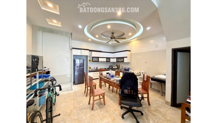 Hàng hiếm khu phân lô Quán Nam – Kênh Dương, vị trí đẹp, đường rộng 12m có vỉa hè, ô tô đỗ cửa ngày đêm.