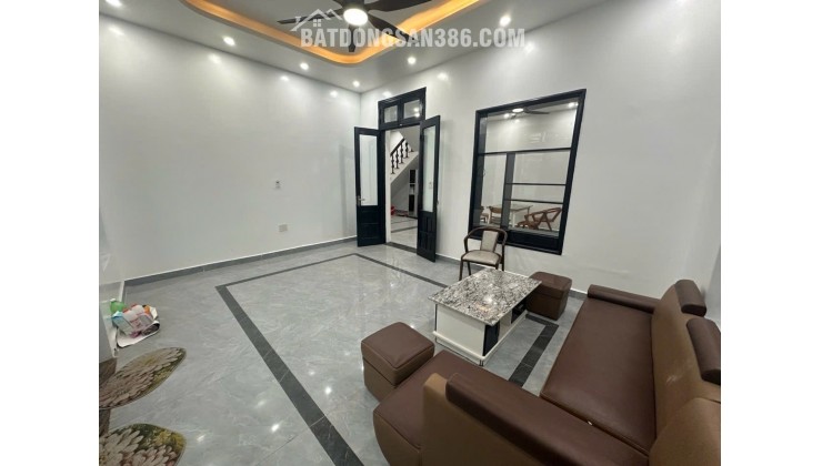 Căn góc hiếm giữa trung tâm Văn Cao – Dòng tiền sẵn 35 triệu/tháng.