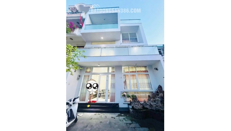 Bán nhà đường Hà Thanh gần ngã 2/4, trung tâm Nha Trang