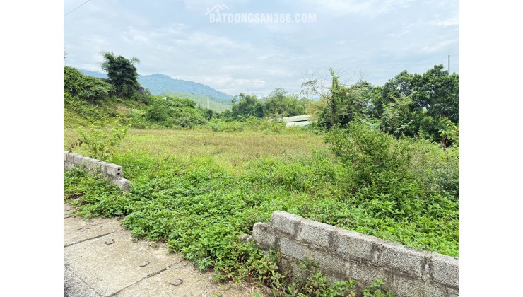 Lô góc 2000m2 tại Phú Mãn, Quốc Oai, giá 9 triệu / m2