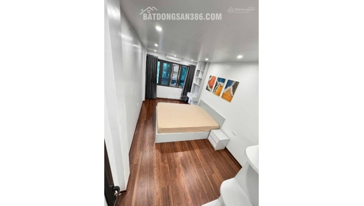 Nhà đẹp lô góc, phố Lê Trọng Tấn, không quy hoạch, 5 tầng, 4 ngủ, đủ nội thất, ở luôn,hơn 7 tỷ