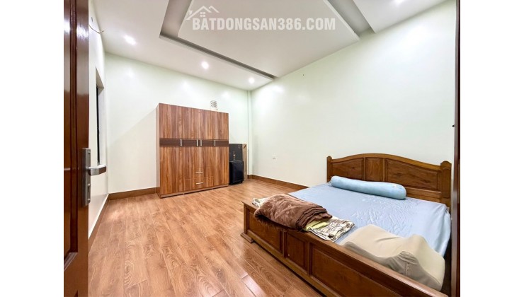 Hàng hiếm khu phân lô Quán Nam – Kênh Dương, vị trí đẹp, đường rộng 12m có vỉa hè, ô tô đỗ cửa ngày đêm.
