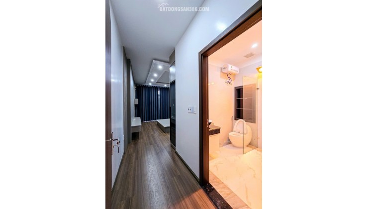 ◆ Mặt đường Nguyễn Cộng Hòa - Nhà độc lập 5,5 tầng thang máy - full nội thất