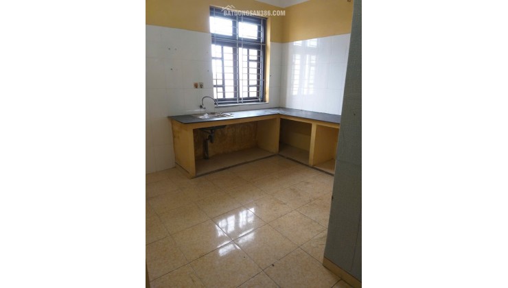 CĂN HỘ  TIỆN ÍCH- GIÁ TỐT Chính Chủ bán nhanh căn hộ tầng 4 khu chung cư 5 tầng Cát Bi, Hải Phòng