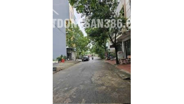 Bán nhà phố Hà Trì 3, Hà Đông, 31m2, sổ đỏ chính chủ, giá 6,5 tỷ.