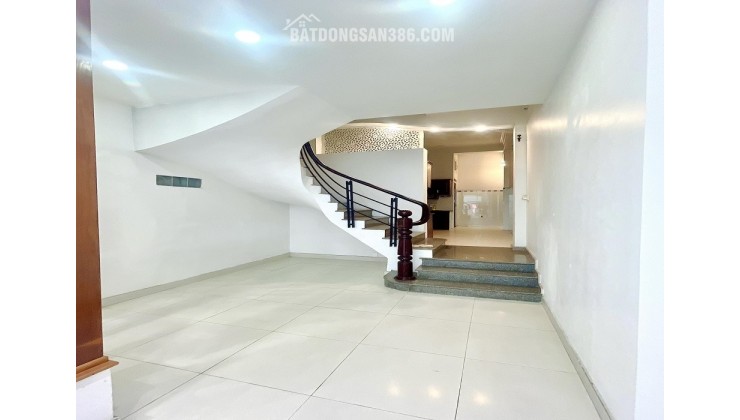 Bán nhà mặt tiền giá rẻ hon HXH Nguyễn Văn Đậu, P11, Bình Thạnh cũ, 117m2, 4 tầng, nở hậu