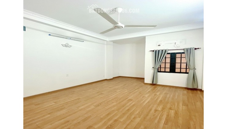 Bán nhà mặt tiền giá rẻ hon HXH Nguyễn Văn Đậu, P11, Bình Thạnh cũ, 117m2, 4 tầng, nở hậu