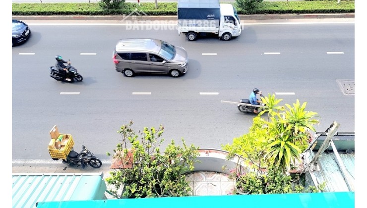 Bán nhà mặt tiền KD Cộng Hoà, P13, Tân Bình, 80m2, 3 tầng, giá mểm, hiếm nhà MT bán