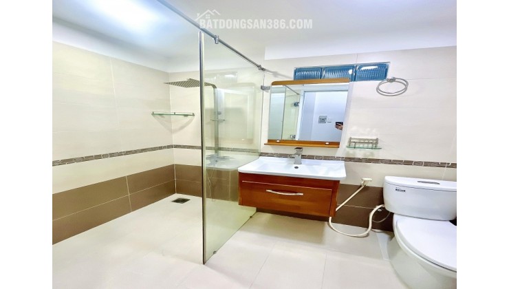 Bán nhà mặt tiền giá rẻ hon HXH Nguyễn Văn Đậu, P11, Bình Thạnh cũ, 117m2, 4 tầng, nở hậu