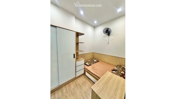 SIÊU PHẨM căn nhà ĐẸP SÁT MẶT TIỀN,HXH THÔNG TÂN SƠN NHÌ , 4 x 8.7, CHỈ 5.tỷ