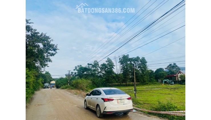 Cần bán nhanh lô đất đẹp DT: 400m trong đó có 200m a thổ cư đường trước đất rộng 8m