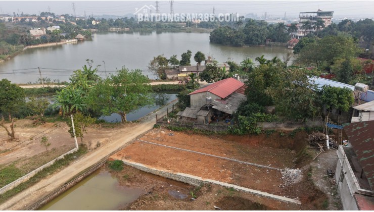 2 LÔ ĐẤT VIEW HỒ ĐỒNG QUÝT  Địa chỉ: Đồng Quýt – Hoà Sơn – Lương Sơn – Hoà Bình