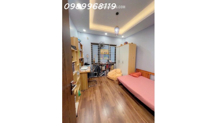 BÁN NHÀ TRUNG TÂM CẦU GIẤY 9.8 Tỷ – 6 TẦNG – NỘI THẤT ĐẸP – Ở NGAY
