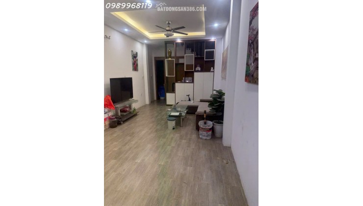 BÁN NHÀ CẦU GIẤY 6,5 TỶ– LÔ GÓC HIẾM – 4 MẶT NGÕ THOÁNG SÁNG