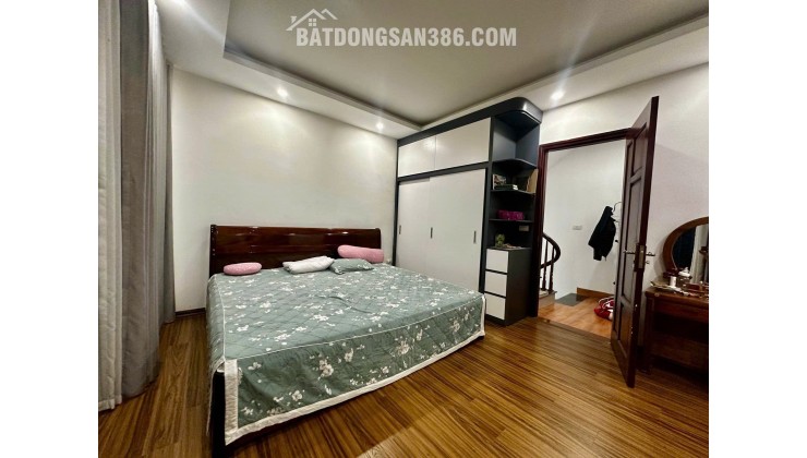BÁN NHÀ MỚI DƯƠNG QUẢNG HÀM 8,1 TỶ  – NGÕ THÔNG KINH DOANH