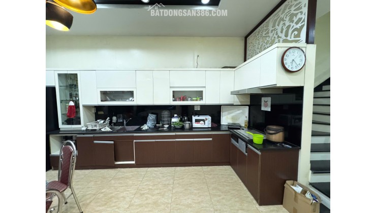 NHÀ GỐC DÂN TDC SAO SÁNG