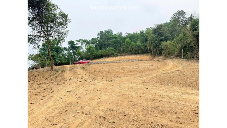  Bán nhanh lô đất cực đẹp 2100m/200m2 thổ cư, ( GẦN KHU ĐẤT ĐẤU GIÁ ) nghỉ dưỡng hay phân lô đều đẹp, tại : Lương Sơn - Hoà Bình.