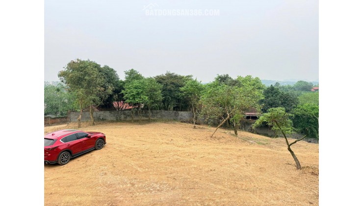  Bán nhanh lô đất cực đẹp 2100m/200m2 thổ cư, ( GẦN KHU ĐẤT ĐẤU GIÁ ) nghỉ dưỡng hay phân lô đều đẹp, tại : Lương Sơn - Hoà Bình.