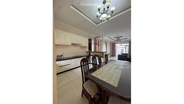 BIỆT THỰ 2 MẶT TIỀN NHÀ BÈ XÂY DỰNG TRÊN KHUÔN ĐẦT 624M2 CHỈ 42 TỶ - SỔ HÔNG RIÊNG