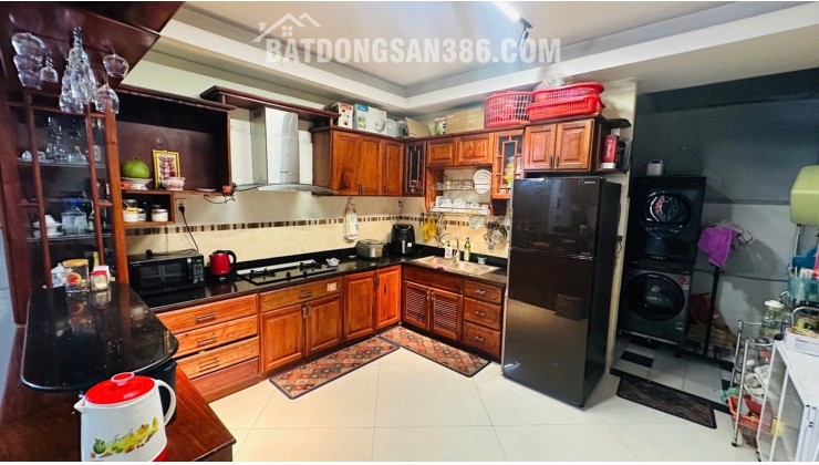 NHÀ MẶT TIỀN LÔ GÓC KINH DOANH ĐỈNH TRỊNH ĐÌNH TRỌNG - PHÚ TRUNG- TÂN PHÚ- DT 5.1*22m - 5TẦNG BTCT-CHỈ 18.X TỶ