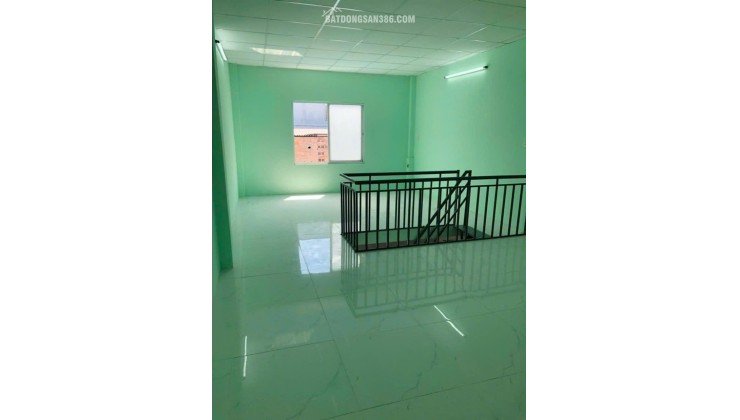 NHÀ 2 MT HẺM XE HƠI NGUYỄN VĂN QUÁ - 80M2 VUÔNG A4 - GIÁ CHỈ 4 TỶ Ở NGAY