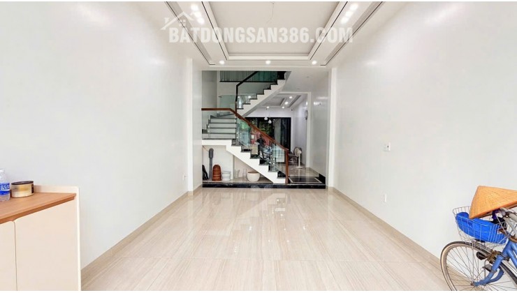Nhà tái định cư 4 tầng xây mới, đường xá đồng bộ không khí trong lành