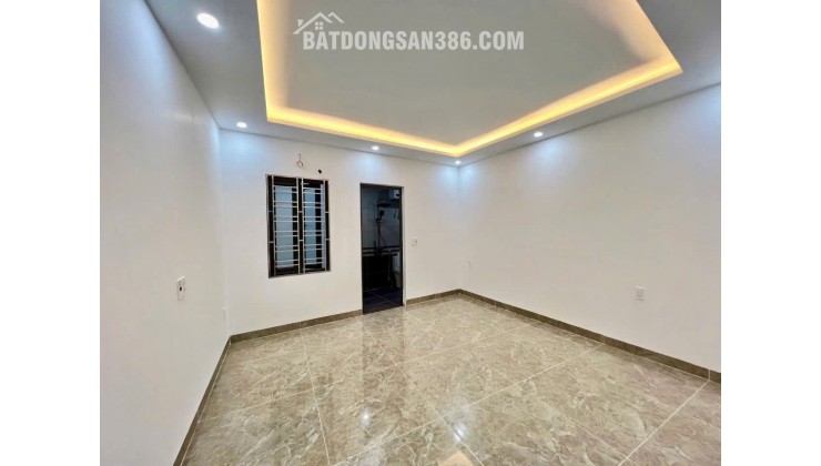 NHÀ 5 TẦNG MẶT ĐƯỜNG ĐÌNH ĐÔNG – THANG MÁY – KINH DOANH ĐỈNH