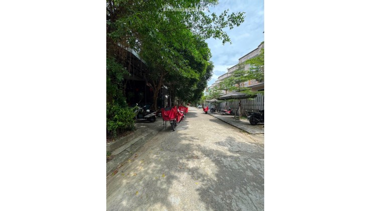 HOT HOT – CHÍNH CHỦ CẦN BÁN LÔ ĐẤT TRUNG TÂM HUẾ – GIÁ TỐT –Tại 93 Lê Đại Hành, P. Tây Lộc, TP. Huế