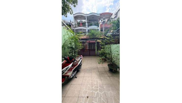 Ngay   Nguyễn Sơn - Tân Phú -Hẻm Xe Hơi Né  - Nhà 3 Tầng -80m2  - CHỈ NHỈNH 8 TỶ