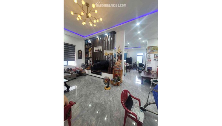 BIỆT THỰ SÂN VƯỜN 313M2 - CHỢ XUÂN THỚI THƯỢNG - FULL NỘI THẤT - 8TỶ960TR LH:0369571337.