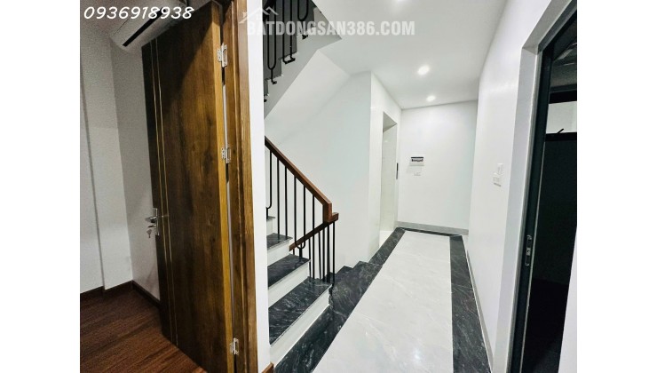 14.2 tỷ-phân lô ô tô vào nhà-65m2 x 7T thang máy-hàng xóm AEON Long Biên