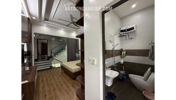 BÁN NHÀ 4 TẦNG TUYẾN 2 NGÔ GIA TỰ – FULL NỘI THẤT