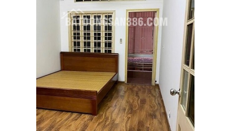 Chính chủ bán nhà trong ngõ 612 La Thành, phường Giảng Võ, Ba Đình, Hà Nội
