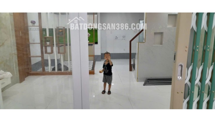 BÁN NHÀ PHƯỜNG BÌNH TIÊN, HỒ CHÍ MINH 40MV SHR CHỈ 4 TỶ. LH:0933627201