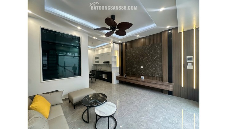 Nhà kinh doanh nail mi gội đầu được Thiên Lôi
