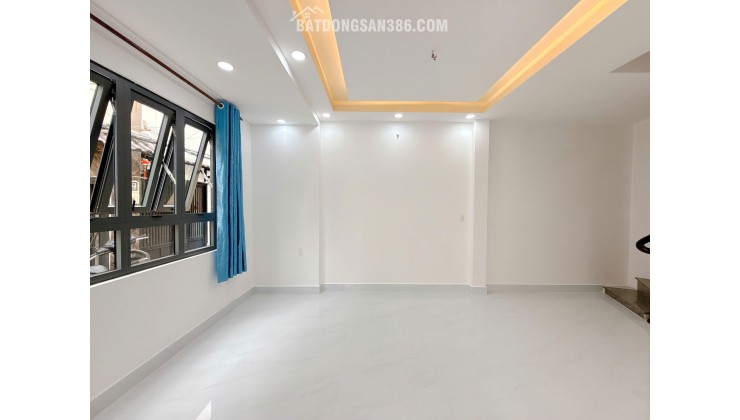 NHÀ GÓC 2 MẶT TIỀN – VỊ TRÍ SIÊU ĐẸP – 9.6 TỶ - HH 1% NHỜ ACE GIỚI THIỆU. LH:0938288389.