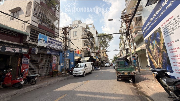 BÁN NHÀ MẶT TIỀN QUẬN 5 - ĐỖ NGỌC THẠNH - ĐANG KINH DOANH