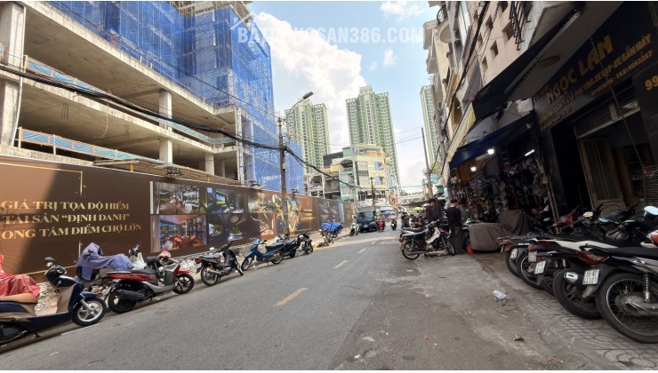 BÁN NHÀ MẶT TIỀN QUẬN 5 - ĐỖ NGỌC THẠNH - ĐANG KINH DOANH
