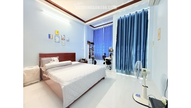 BÁN NHÀ ĐỒNG NAI QUẬN 10  - GẦN MẶT TIỀN - KHU VIP