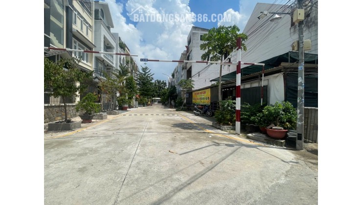 Đất Trống góc 2 Mặt Tiền 11x20m Khu Tân An Huy 1hecta P Tân phong Q7, giá 26 tỷ TL