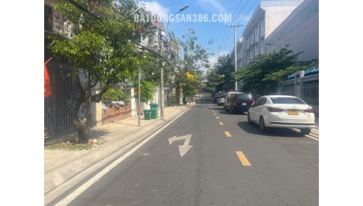Bán đất tại Phạm Thị Ba, Phường Phú Thuận Q7. Dt 4x13 + 4x18+ 4,37x16m