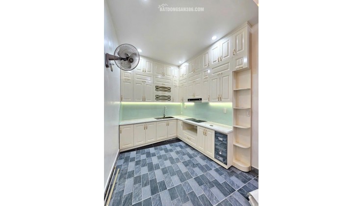 SIÊU PHẨM NHÀ ĐỘC LẬP 4 TẦNG , NỘI THẤT CAO CẤP HÀNG KÊNH