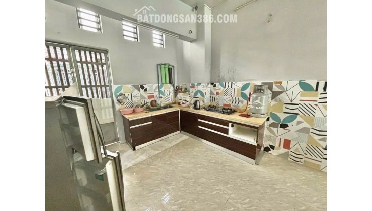 Bán Nhà 75m2 - Ngang lớn 5m x 15m - HXH - Hương Lộ 2 - Quận Bình Tân